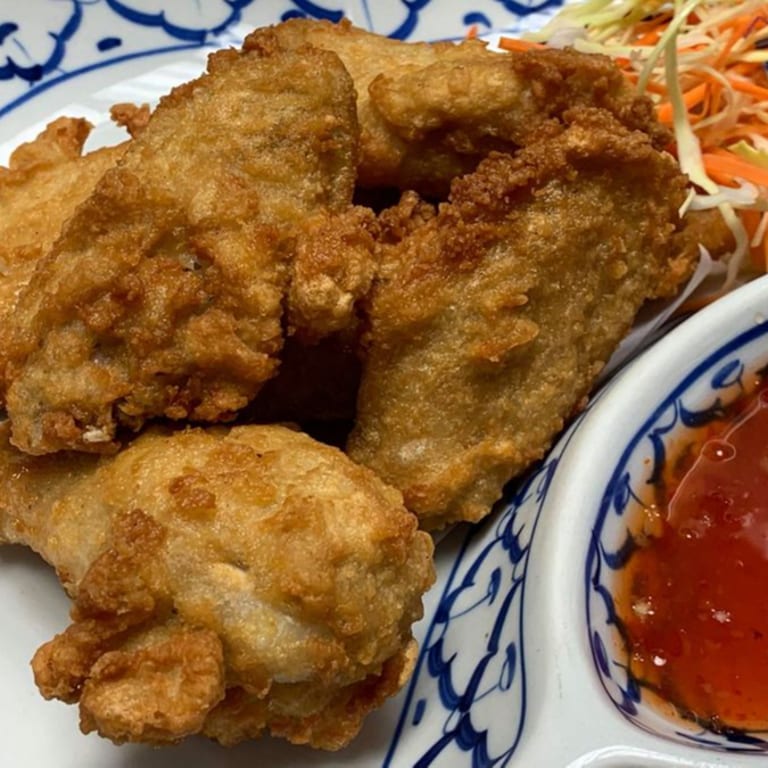 Delicious Asian Cuisine: Thai, Noodles, Curry, Pho